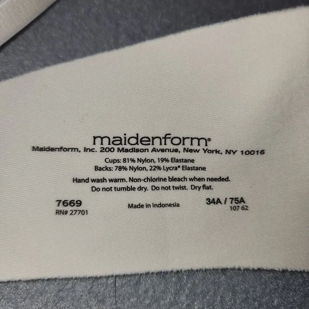 Maidenform 34A Self Expressions Women's‎ Push-up Bra 7669